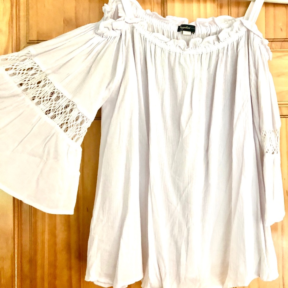 Cold Shoulder Flowy Beach Tank